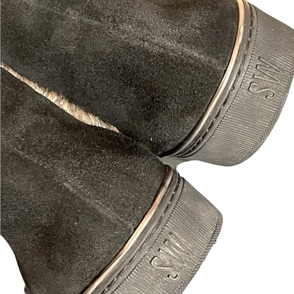 Stuart Weitzman Women's black Gray
Fur Trim Ankle Boot Size 8.5M - Picture 10 of 13